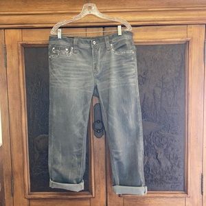 Women’s Rock Revival Crop Jeans